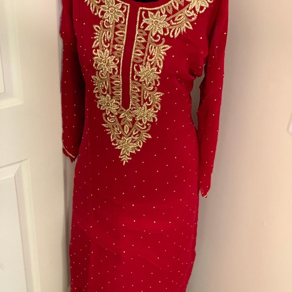 Embroidered shirt with embroidered Sharara - Picture 3 of 7